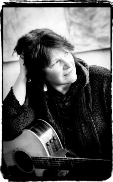 Image for event: Virtual: Folk Concert with Jeanne Kuhns